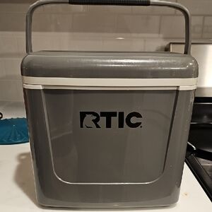 RTIC Gray Food Storage Container